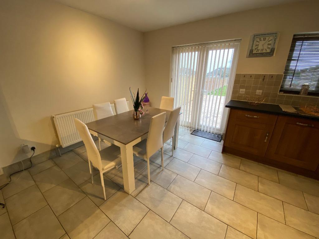 Oxford Road, Swindon, SN3 3 bed semidetached house £1,250 pcm (£288 pw)
