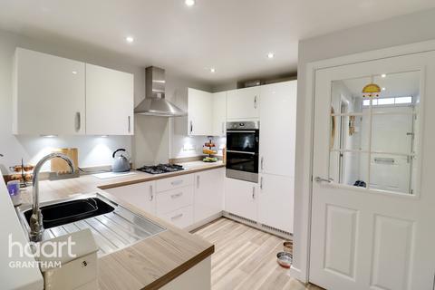 14 Beaumaris Way, Grantham, NG31 8WP