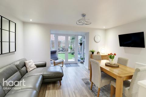 14 Beaumaris Way, Grantham, NG31 8WP