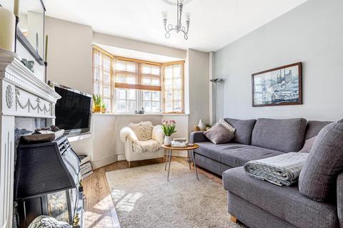 119 Acre Road, Kingston Upon Thames, KT2 6EZ