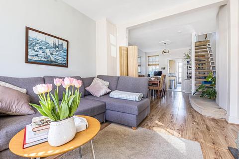 119 Acre Road, Kingston Upon Thames, KT2 6EZ