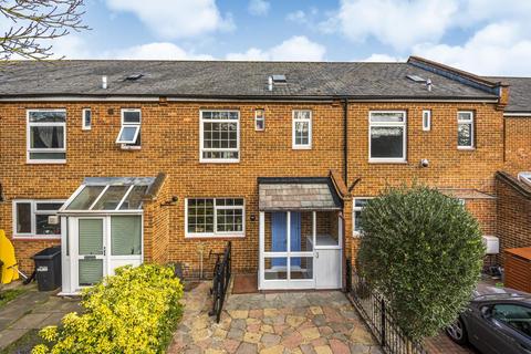 5 Silk Close, London, SE12 8DL
