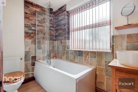 4 Longley Road, Croydon, CR0 3LH