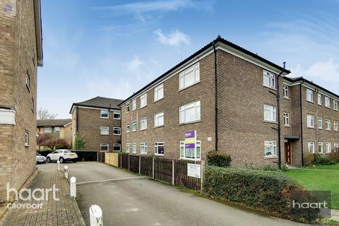 17 Waldronhyrst, South Croydon, CR2 6NZ