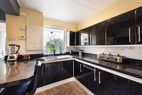 4 Oakhurst Avenue, Bexleyheath, DA7 5JL