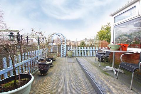 28 Heys Lane, Darwen, BB3 1DT