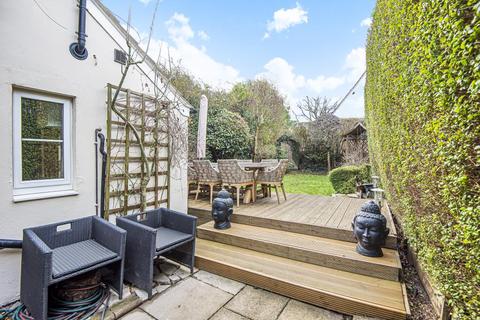 Fairview Rickford, Worplesdon, Guildford, GU3 3PJ