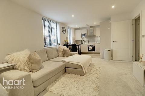 37 Hardy Close, Chelmsford, CM1 1AE