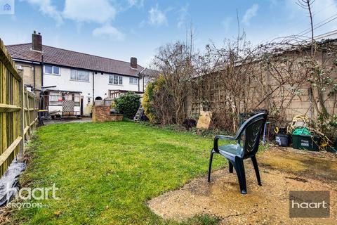 17 Salcot Crescent, New Addington, Croydon, CR0 0JJ