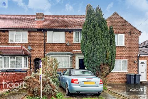 17 Salcot Crescent, New Addington, Croydon, CR0 0JJ