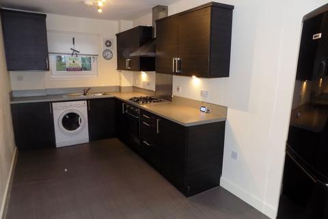 2 bedroom flat to rent, 4 Wheatley Gardens, Flat 2/1, Shettleston, Glasgow, G32 7JW