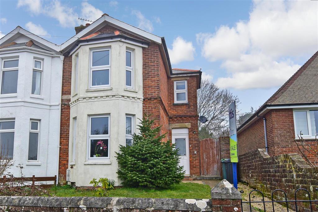 Great Preston Road, Ryde, Isle of Wight 3 bed semidetached house £