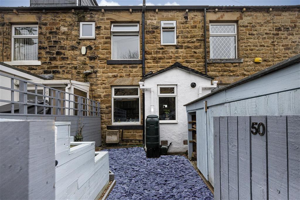 Willow Terrace, Soothill, Batley, WF17 6LQ 2 bed terraced house £99,000