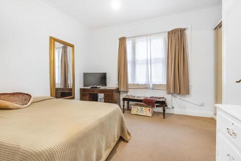 Flat 4, 22 Princes Square, London, W2 4NP