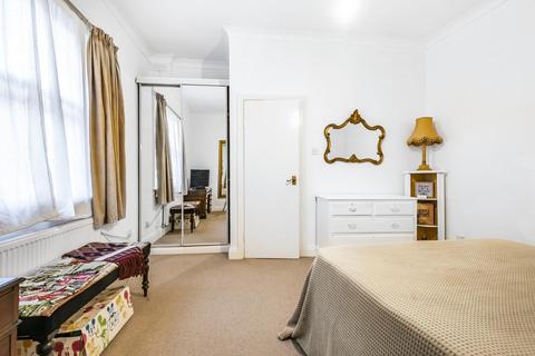 Flat 4, 22 Princes Square, London, W2 4NP