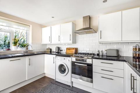 9 Follets Close, Yarnton, Kidlington, OX5 1TB