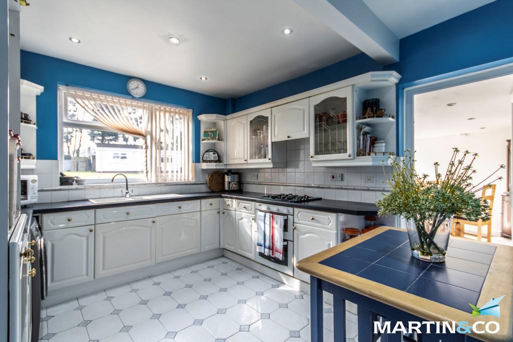 Wadhurst Road, Edgbaston, B17 4 bed semidetached house £425,000