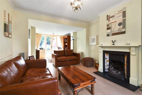 3 bedroom detached house to rent, Talbot Road, Rickmansworth, Hertfordshire, WD3