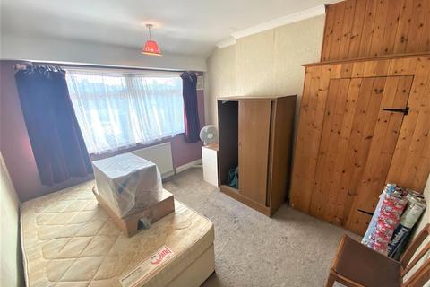 49 Leven Way, Hayes, UB3 2SS