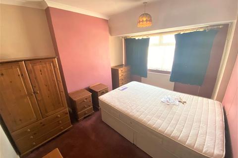 49 Leven Way, Hayes, UB3 2SS