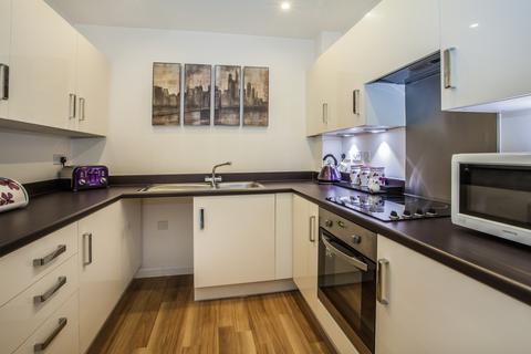 1 bedroom apartment for sale, Featherstone Court, Southall, UB2