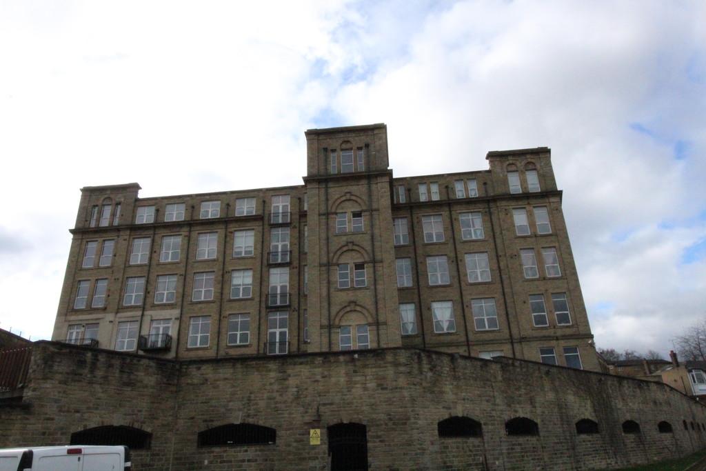 Sprinkwell Mill, Dewsbury 1 bed apartment £69,950