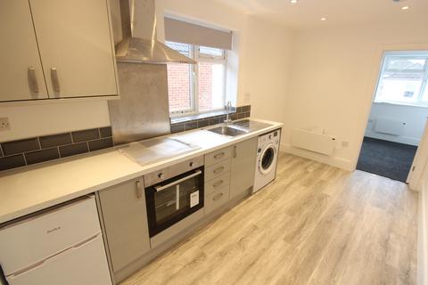 1 bedroom flat to rent, Clovelly Road, Southampton