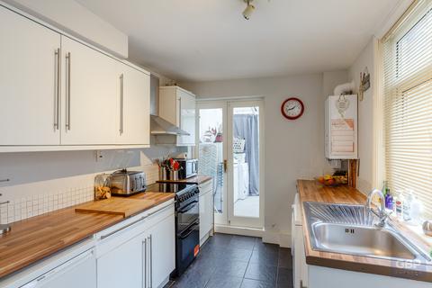 16 Allandale Road, Hornchurch, RM11 1AP