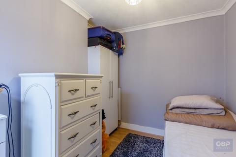 16 Allandale Road, Hornchurch, RM11 1AP