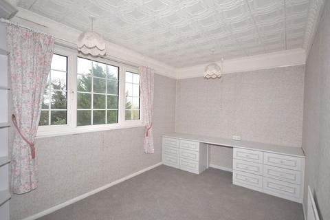 54 Sunnyside Road, Epping, CM16 4JN