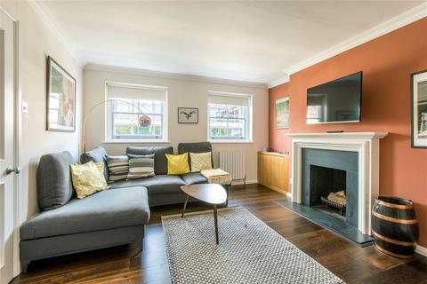 undefined, Lambs Conduit Street, WC1N
