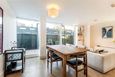 2 bedroom apartment to rent, Brownlow Mews, WC1N