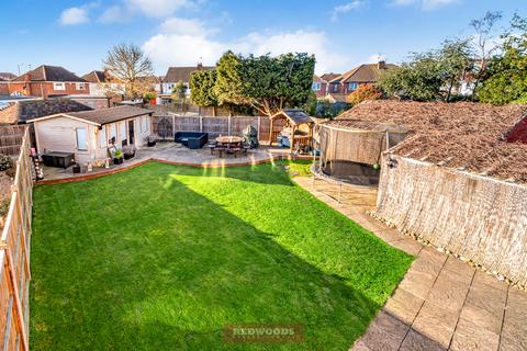 14 Follett Close, Old Windsor, Windsor, SL4 2NZ