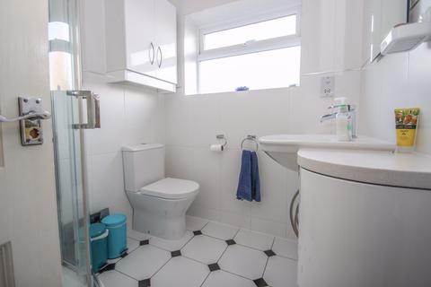 21 Common Road, Claygate, Esher, KT10 0HG
