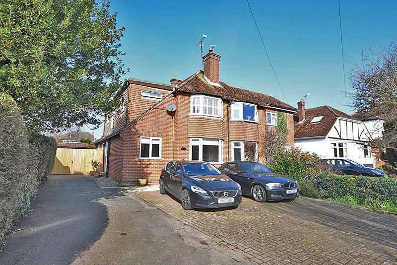 Weavering Street, Maidstone, ME14 4 bed semidetached house £530,000