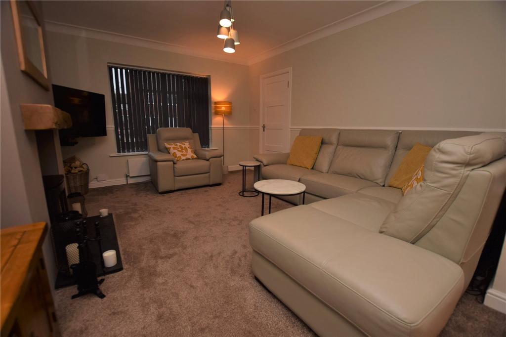 Kirkdale Avenue, Leeds 4 bed semidetached house £239,995