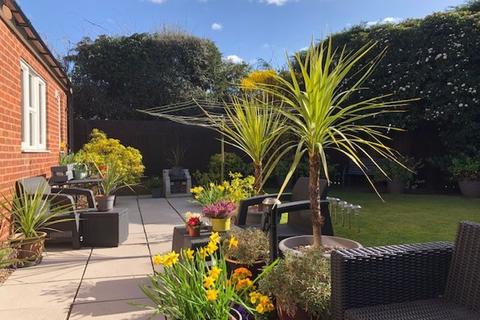 172 Cheswood Drive, Minworth, Sutton Coldfield, B76 1XY