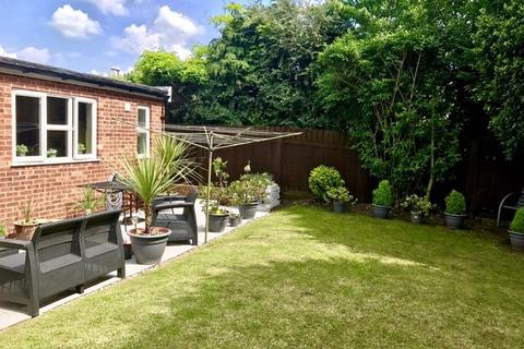 172 Cheswood Drive, Minworth, Sutton Coldfield, B76 1XY