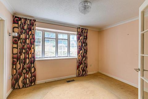 4 Uplands Road, Kenley, CR8 5EF
