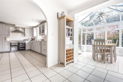 63 Birkdale Close, Swindon, SN25 2DH