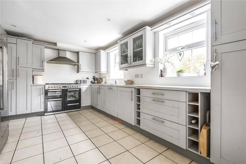 63 Birkdale Close, Swindon, SN25 2DH