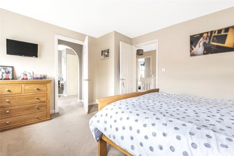 63 Birkdale Close, Swindon, SN25 2DH