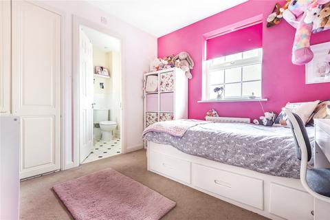 63 Birkdale Close, Swindon, SN25 2DH