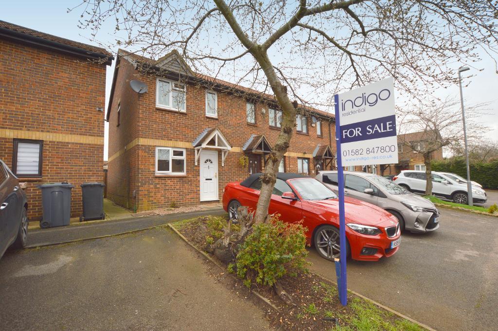 Coverdale, Lea Meadows, Luton, Bedfordshire, LU4 9JP 2 bed end of