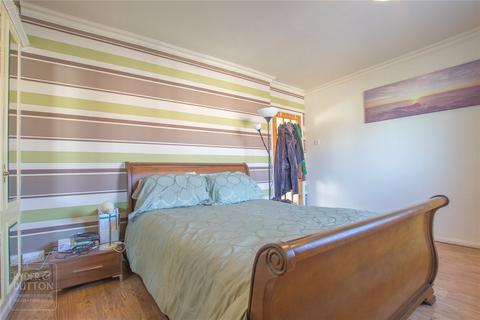 5 Duddon Walk, Middleton, Manchester, M24 5GS