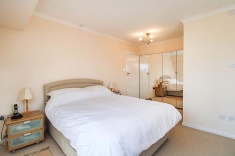 Moonwood Cheddleton Road, Leek, ST13 5QZ