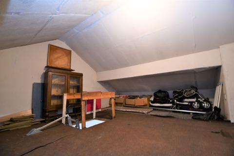298 Gerald Road, Salford, M6 6BF