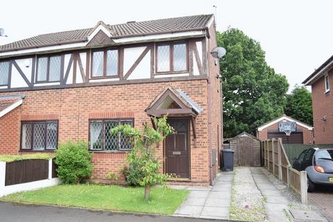 3 bedroom semi-detached house to rent, Southwell Close, Lowton