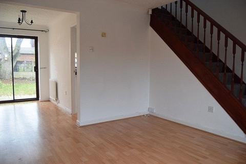 3 bedroom semi-detached house to rent, Southwell Close, Lowton