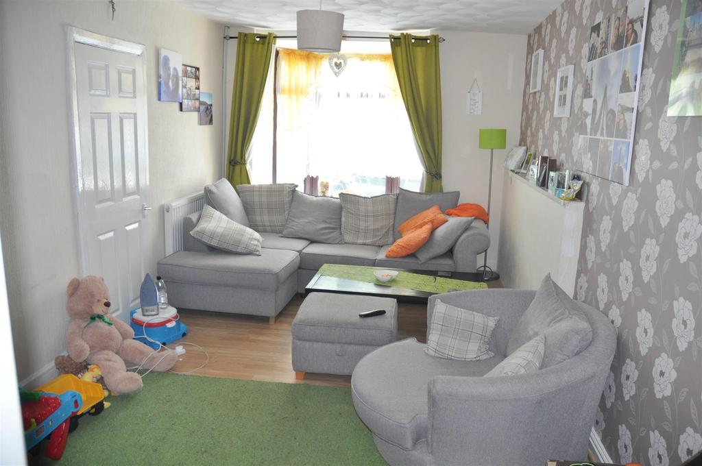 Gilbert Street, Holyhead 3 bed house £550 pcm (£127 pw)